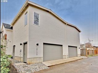 3912 N Gantenbein Ave UNIT B, Portland, OR 97227