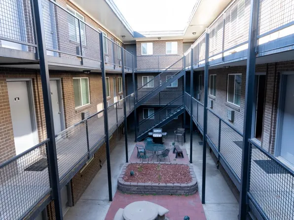 Lorinda Apartments