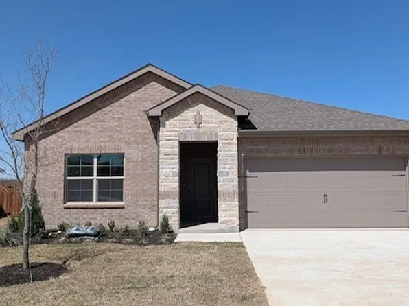 509 Lankford Farms Dr, Cleburne, TX 76031