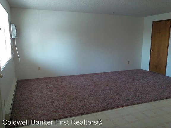 4th image of 1800 Evergreen St APT 21
