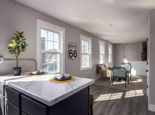 502 N Dodge St APT 2, Iowa City, IA 52245