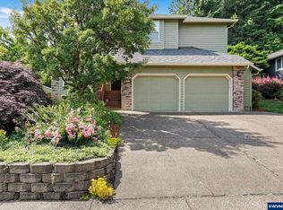 2110 Woodhaven Ct NW, Salem, OR 97304