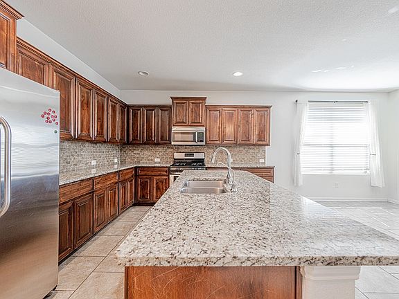 5th image of 6701 Colony Rd