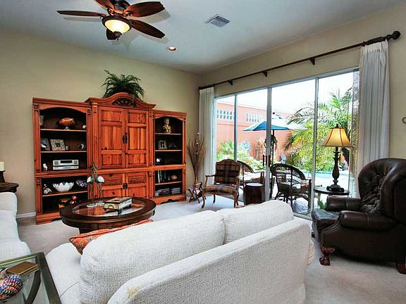 3rd image of 226 Vestavia Dr