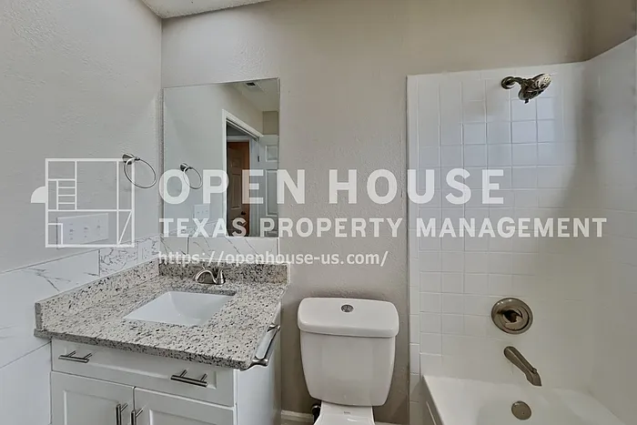 6010 Rocky Point Dr — Photo 15