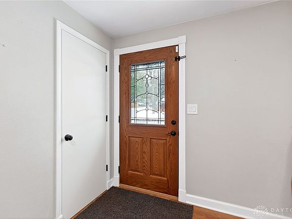 4th image of 5171 Chapin St