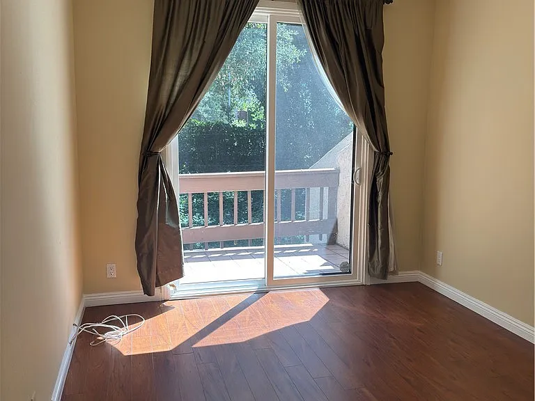 1138 Las Riendas Way — Photo 9