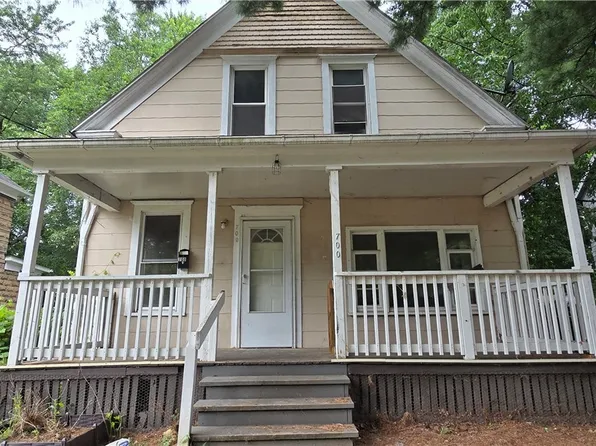 700 Carpenter St, Akron, OH 44310