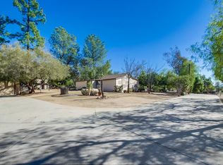 2928 N Victoria Dr, Alpine, CA 91901