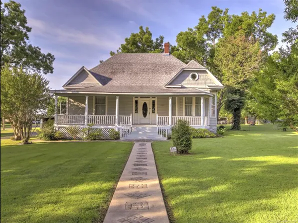 1308 SE 7th St, Wagoner, OK 74467