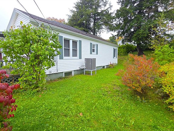 5th image of 181 Crescent St