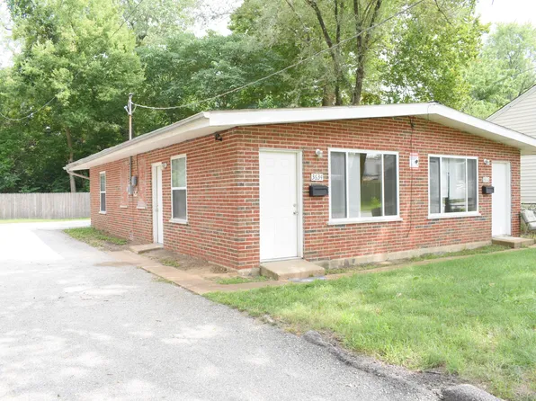 3632 Elsa Ave, Saint Ann, MO 63074