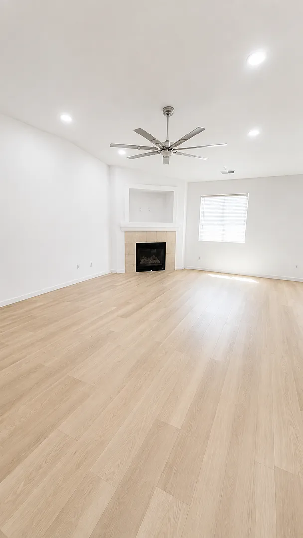 1885 Picadilly Lane - ZERO Deposit, Ask us How! — Photo 3
