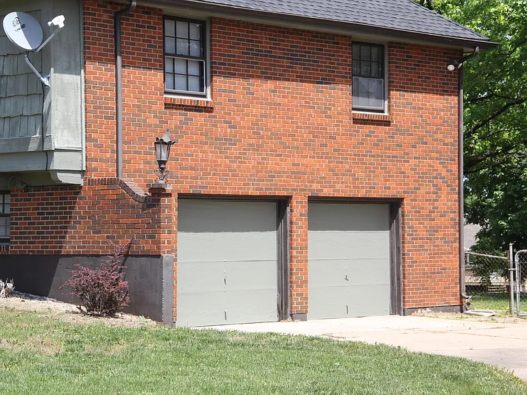 Double car garage with openers
