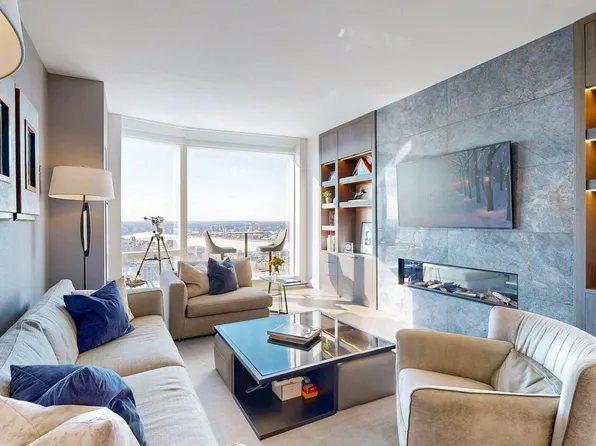240 Devonshire St #4505, Boston, MA 02110