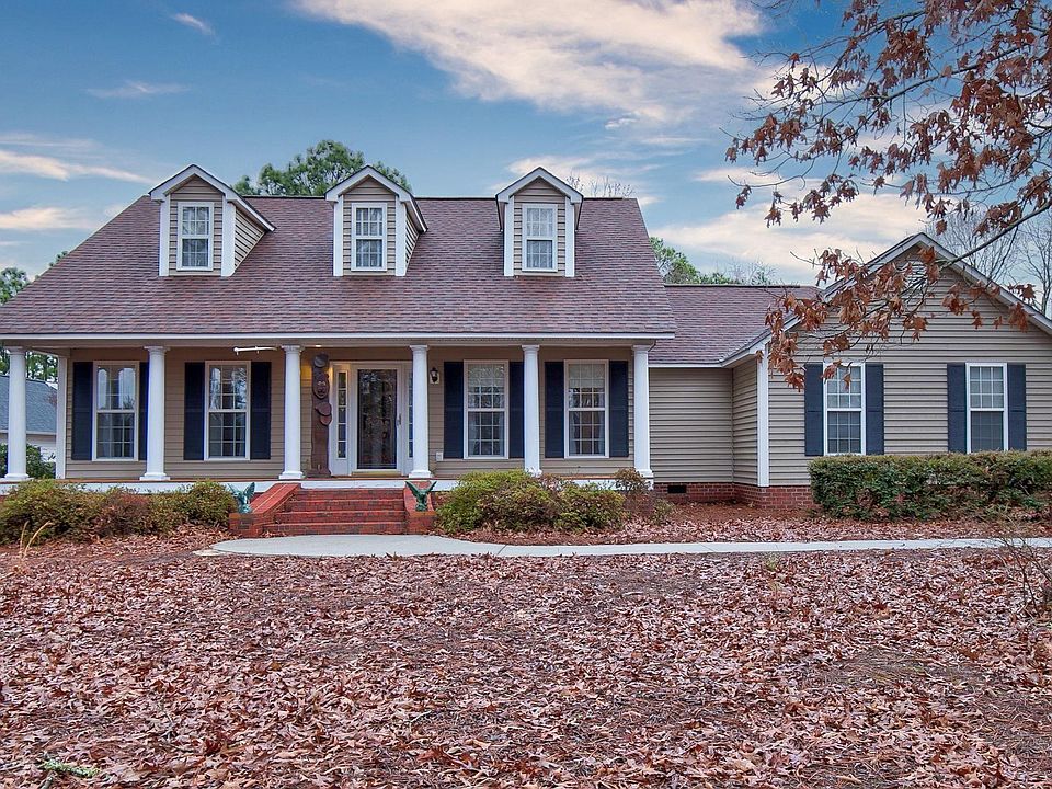 1st image of 1033 Hillcrest Rd