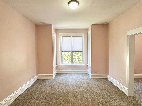 3rd image of 4153 W Wabansia Ave #2