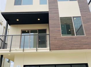 6 Ebb Tide Cir, Costa Mesa, CA 92627