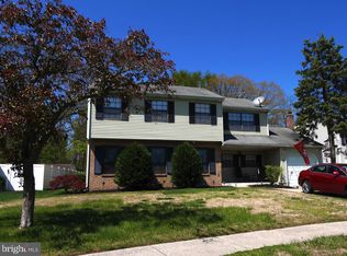 9 Heath Ct, Mount Laurel, NJ 08054