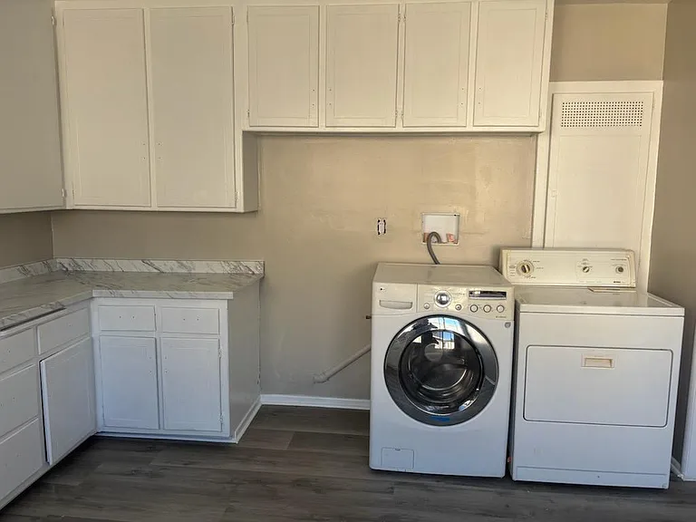 636 Hardin Dr #4 — Photo 3