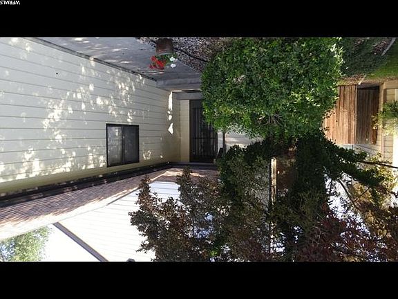 2nd image of 325 E Mansfield Ave