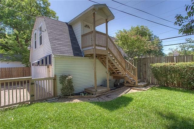 1st image of 3921 Collinwood Ave