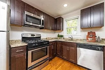 690 Dorchester Ave #1 — Photo 4