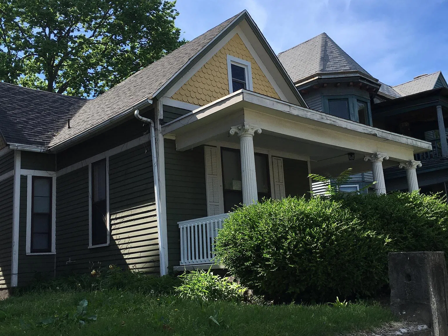 5 bed, 1500 sqft, $2,365 — Photo 1