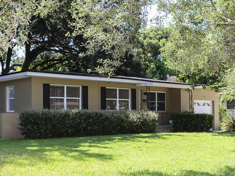 1st image of 1301 Newcastle Dr