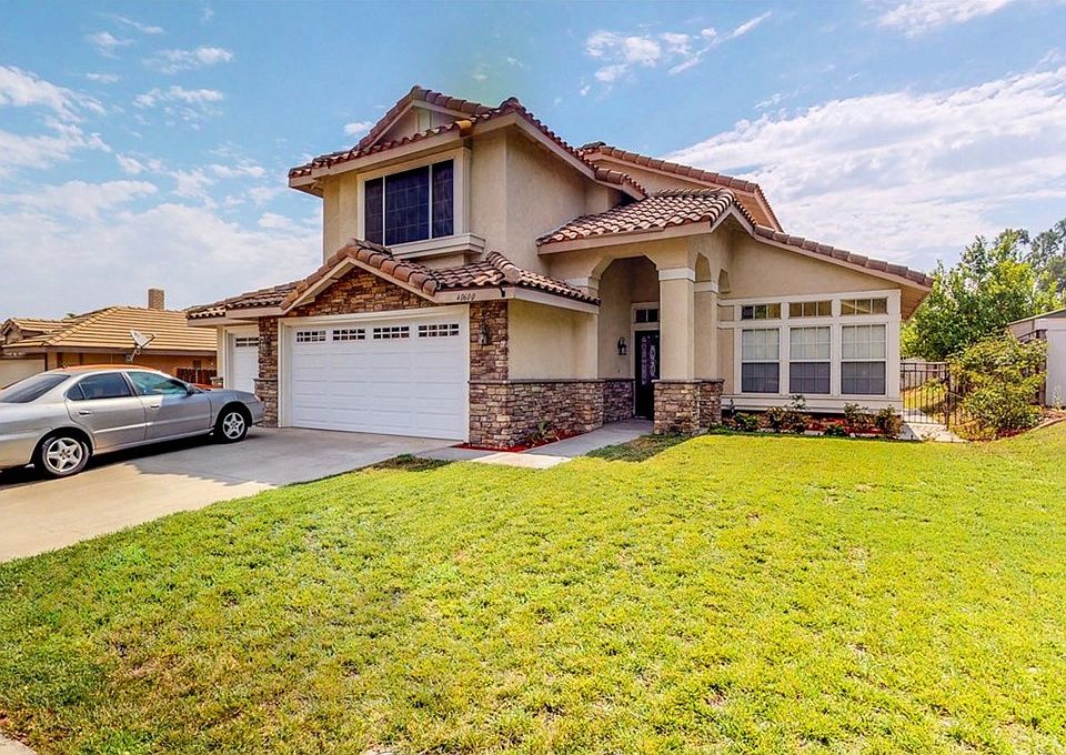 1st image of 40600 Alondra Dr