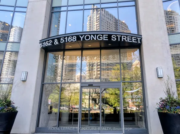 5168 Yonge St, Toronto, ON