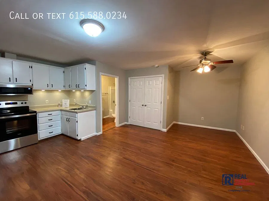 Studio Apartment Suite Pack Your Suitcase — Photo 4