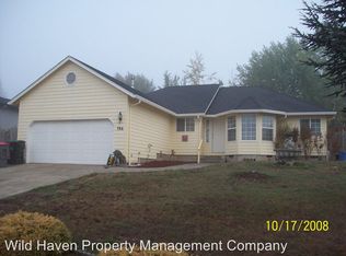 786 8th St, Lafayette, OR 97127