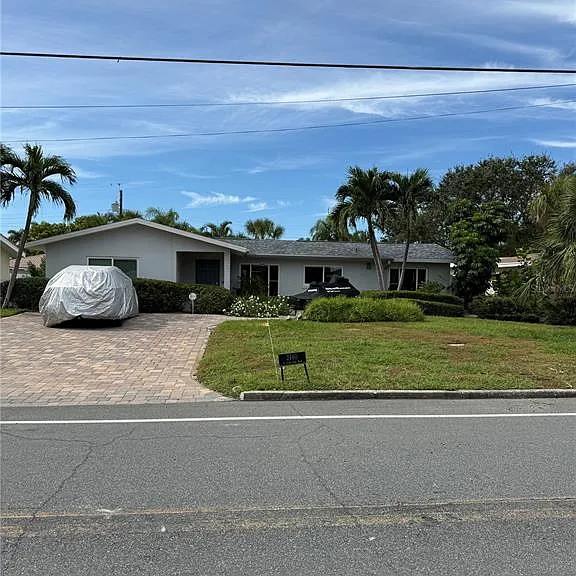 2460 E Vina Del Mar Blvd — Photo 22