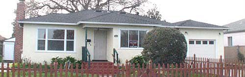 1st image of 20735 Garden Ave