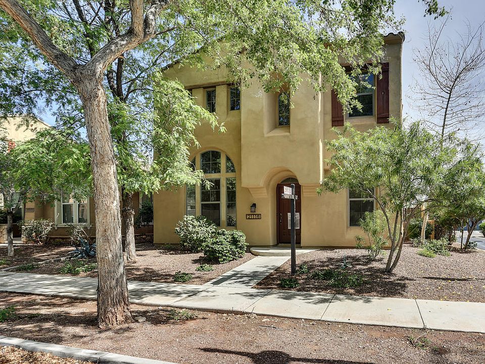 1st image of 21116 W Sycamore Dr