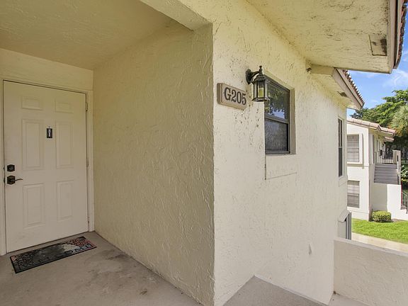 2nd image of 2600 Greenwood Ter #205