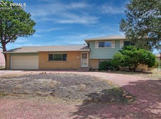 6977 Prince Dr, Colorado Springs, CO 80918