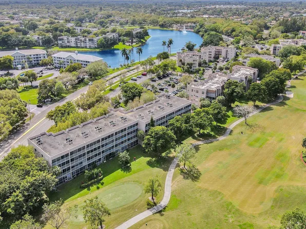 9470 Tangerine Place #104, Davie, FL 33324
