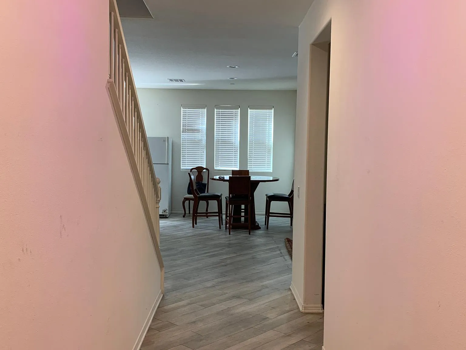 4 bed, 2180 sqft, $3,600 — Photo 2