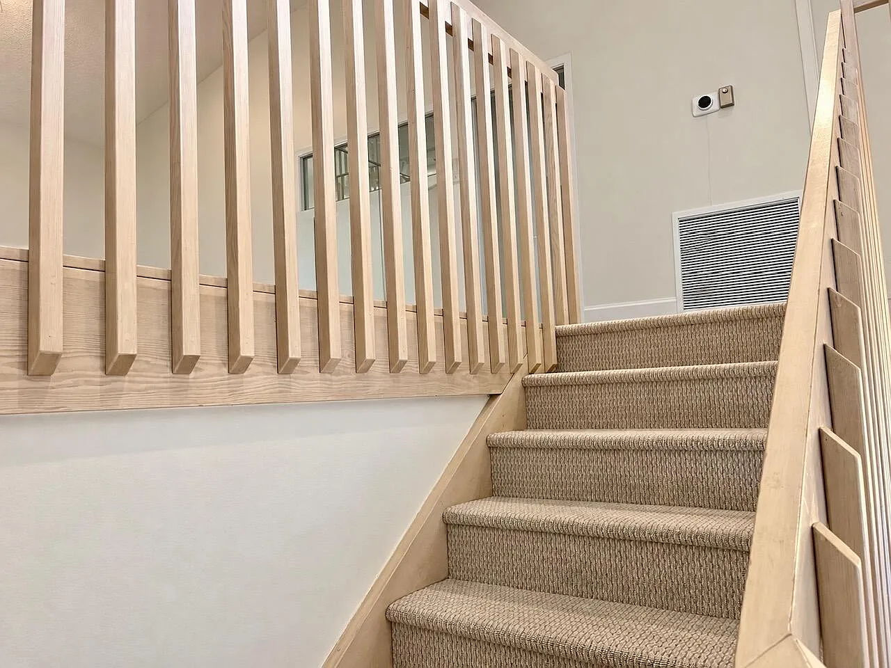 3 bed, 2.0 bath, 1764 sqft, $2,500 — Photo 3