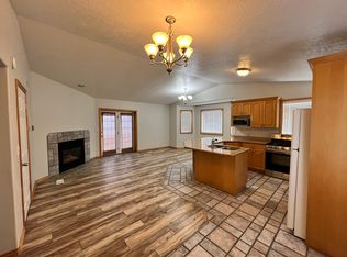 1315 S 175 E #B, Kaysville, UT 84037