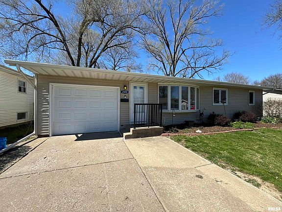 2nd image of 2600 Crestview Dr