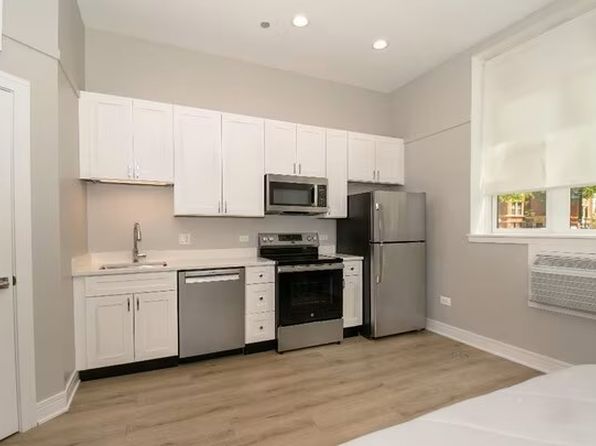 1101 W Granville Ave Unit 107
