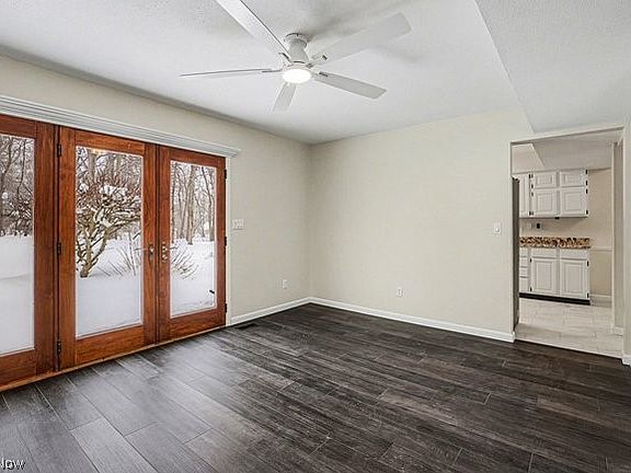 5th image of 8134 Timberlane Rd