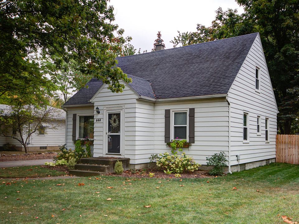 1st image of 444 52nd St SE