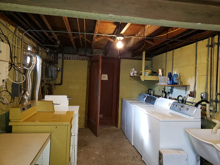 391 Cromwell Ave #2 — Photo 10
