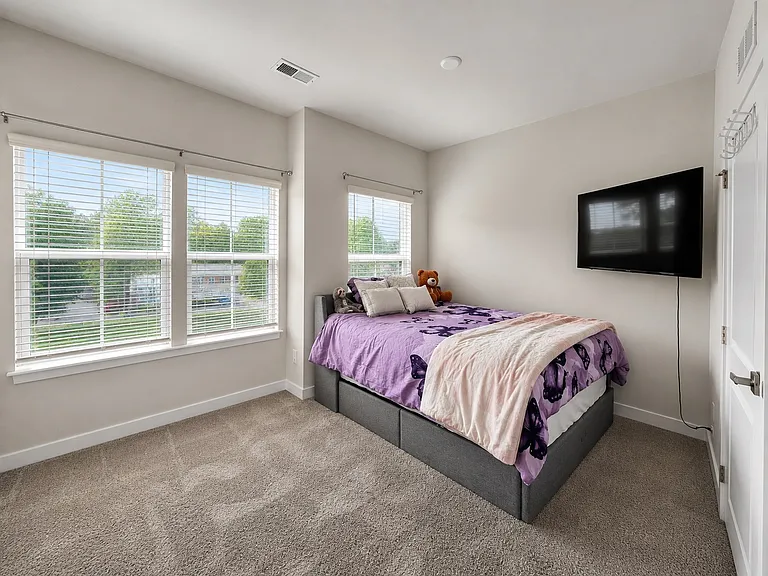 3744 Ellington St — Photo 15