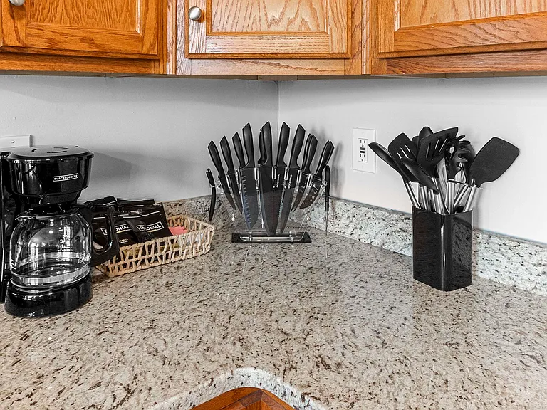309 Raleigh Dr — Photo 33