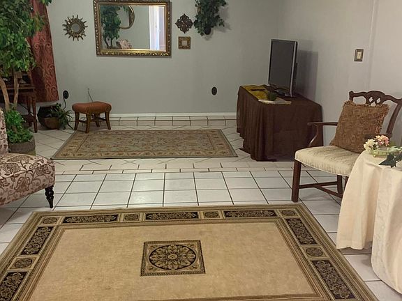 3rd image of 5405 Viceroy Dr